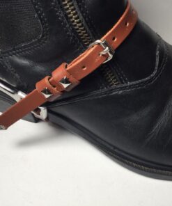 brown leather spur straps for equestrians